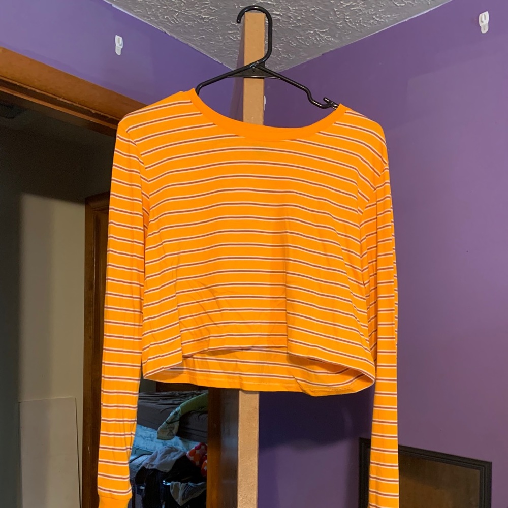 Cropped Long-sleeve